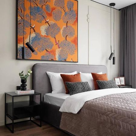 Great Apartment In The Center Of Almaty Luaran gambar